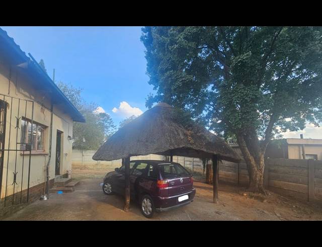 2 BEDROOM HOUSE FOR SALE IN RENSBURG